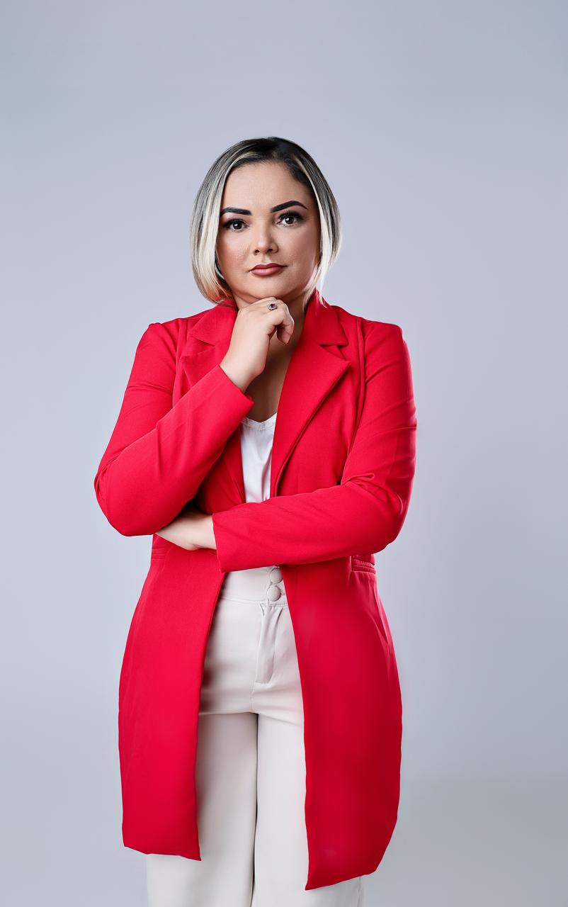 Foto da Dra. Ideilres, mentora de advogados para o Tribunal do Júri